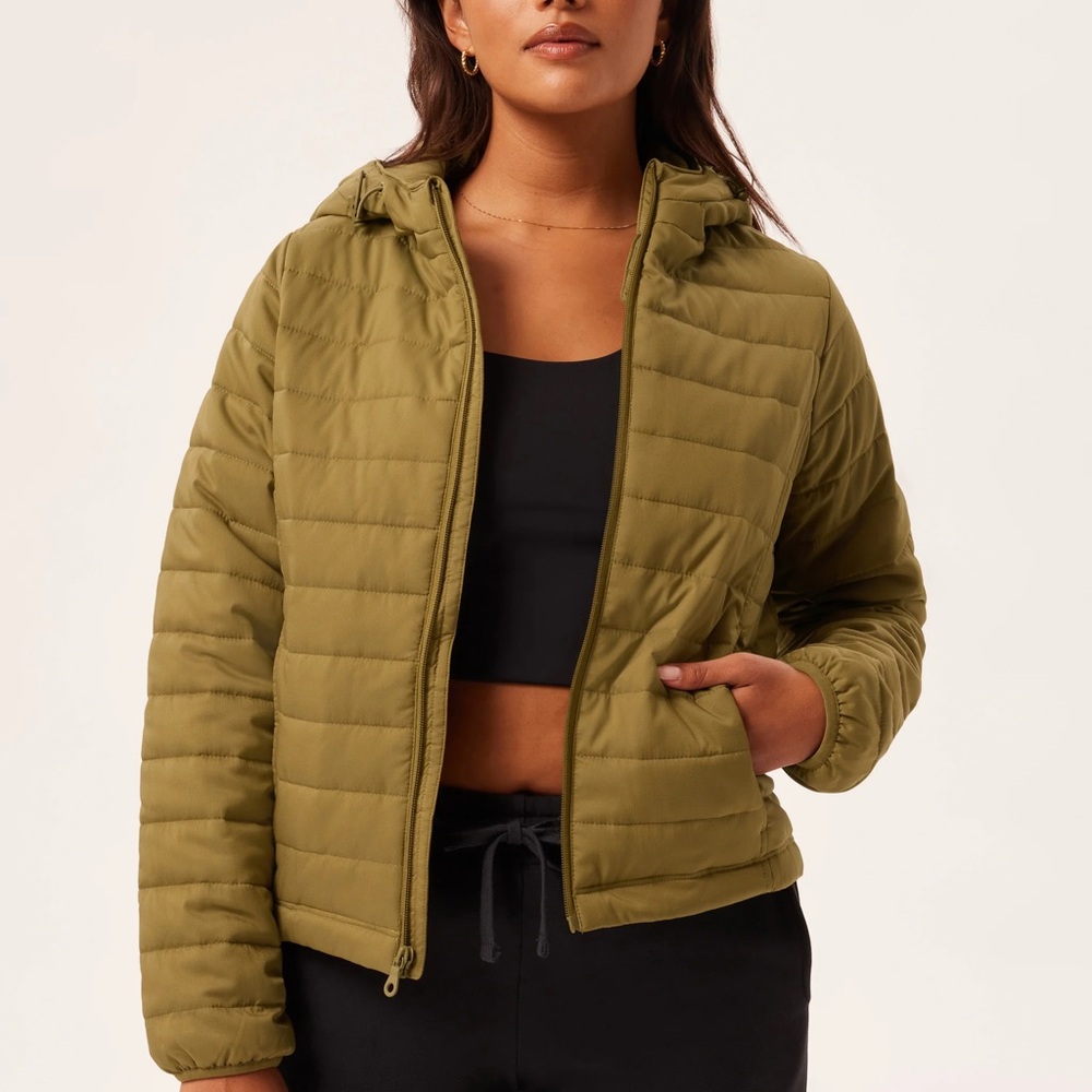 Girlfriend Collective Large Packable Puffer